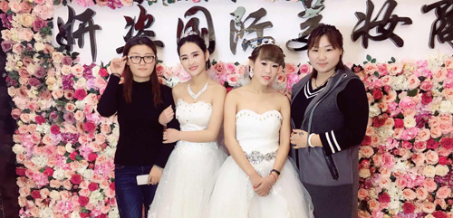 妍姿美妆学院学员们练习美妆的成果展示