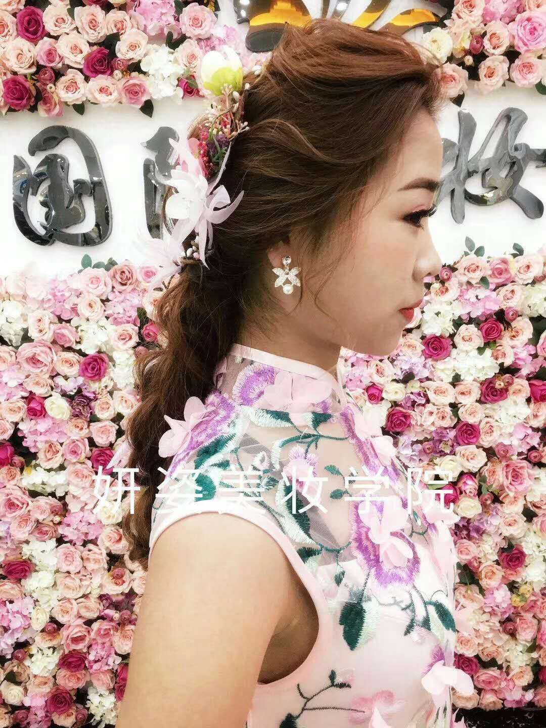 妍姿美妆学院，新学员作品